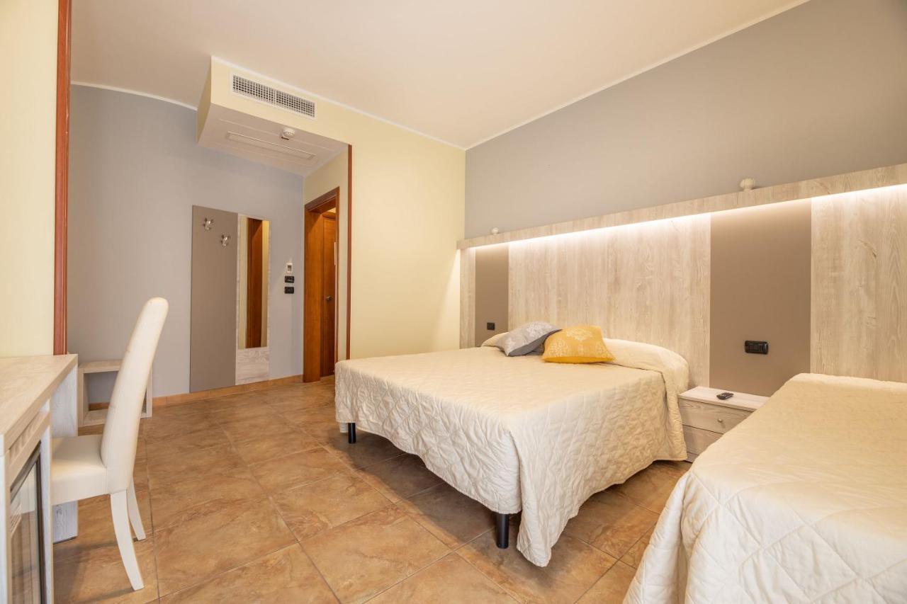Hotel Salento Mirfran Torre San Giovanni Ugento Eksteriør billede