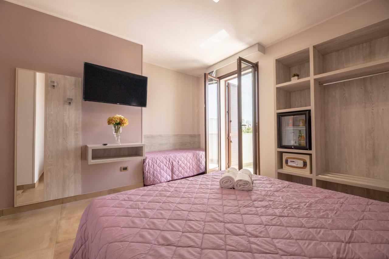 Hotel Salento Mirfran Torre San Giovanni Ugento Eksteriør billede