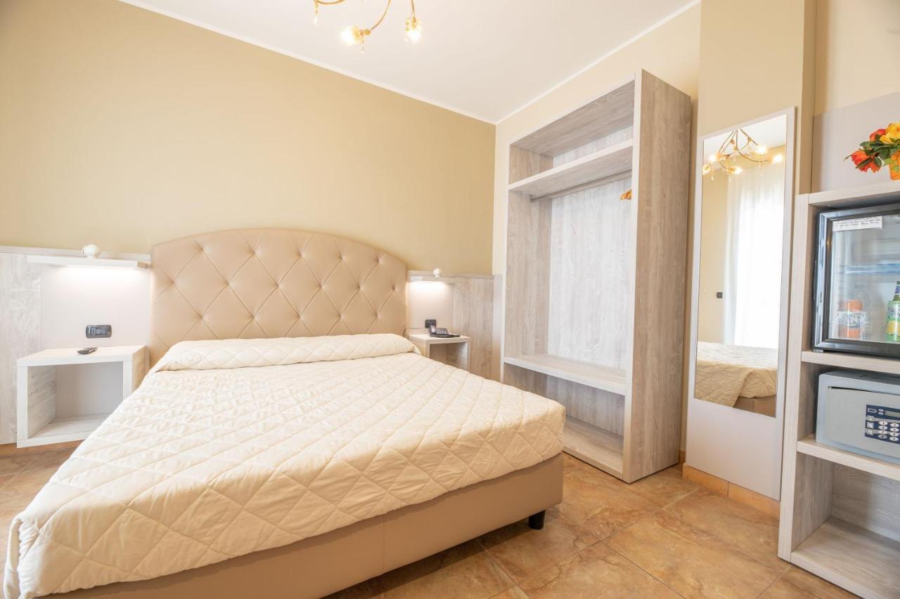 Hotel Salento Mirfran Torre San Giovanni Ugento Eksteriør billede