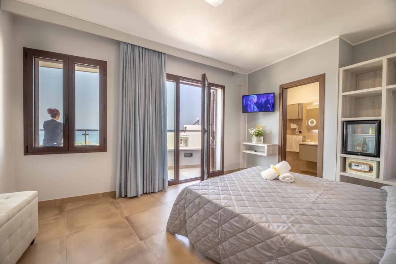 Hotel Salento Mirfran Torre San Giovanni Ugento Eksteriør billede