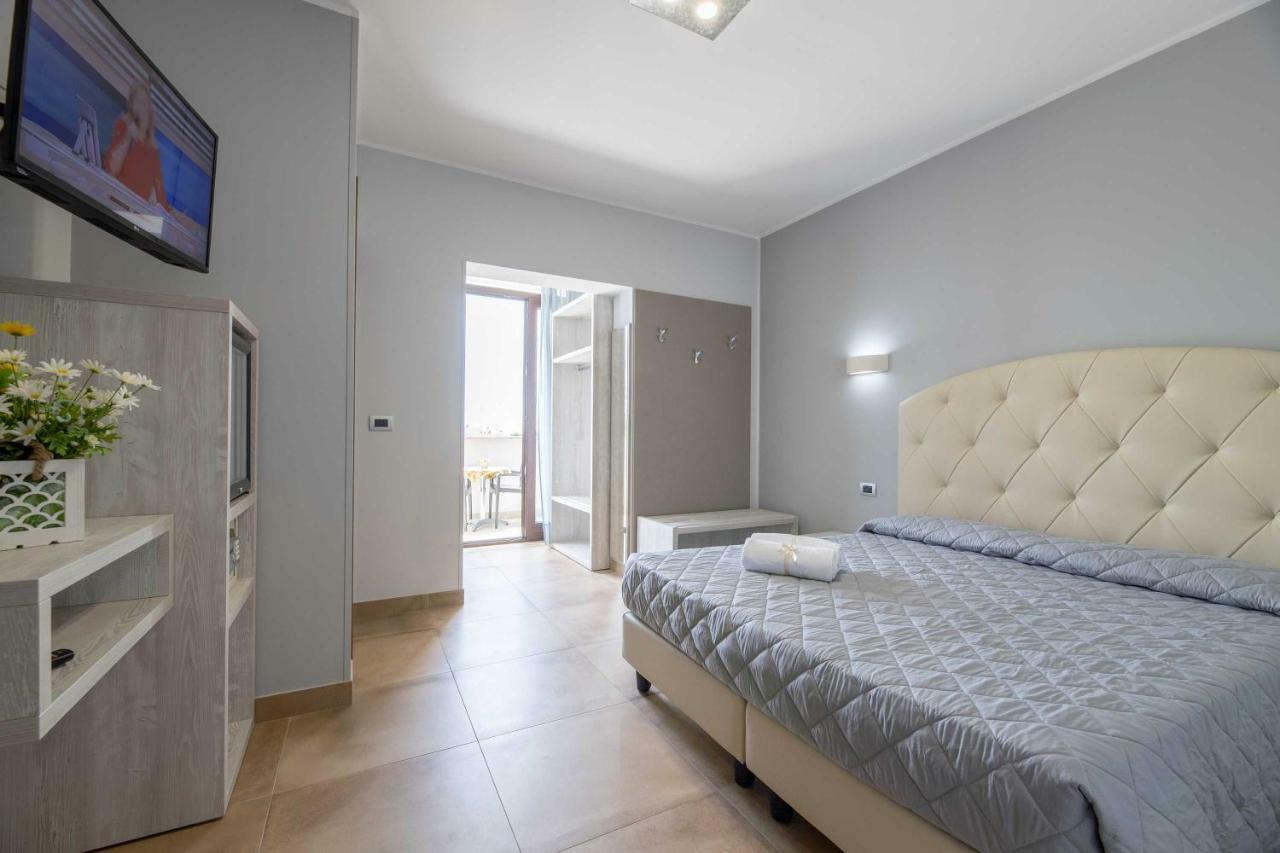 Hotel Salento Mirfran Torre San Giovanni Ugento Eksteriør billede