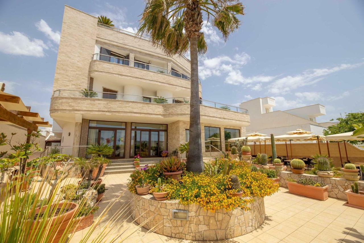 Hotel Salento Mirfran Torre San Giovanni Ugento Eksteriør billede